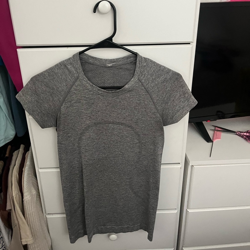Lululemon swiftly tech